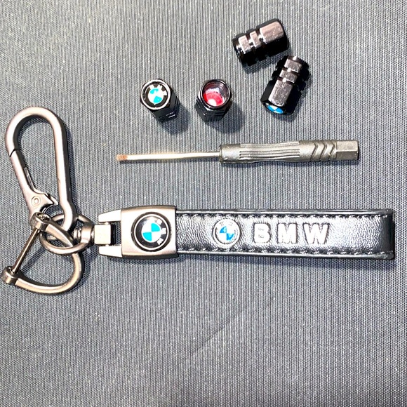 Accessories - BMW Black Genuine Leather Car Keychain w/ Ring-holder, Screwdriver & Tire Valves